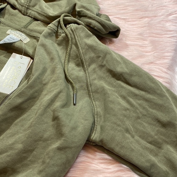 NWT L*Space Stay Cool Romper in Washed Army sz S - Picture 10 of 13